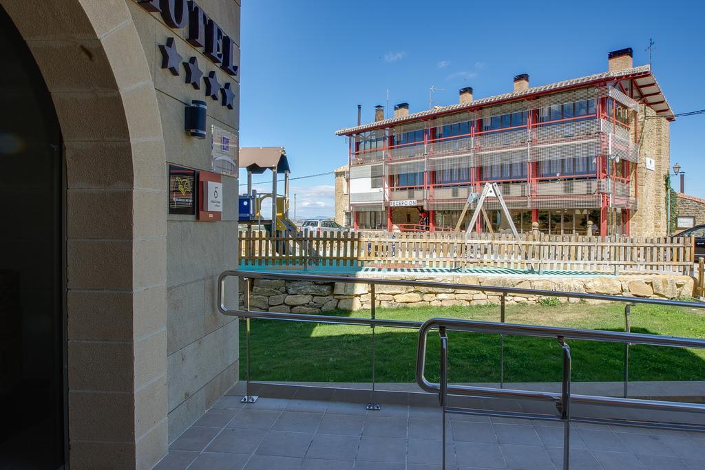 Hotel Rural Valdorba Sansoáin Exterior photo