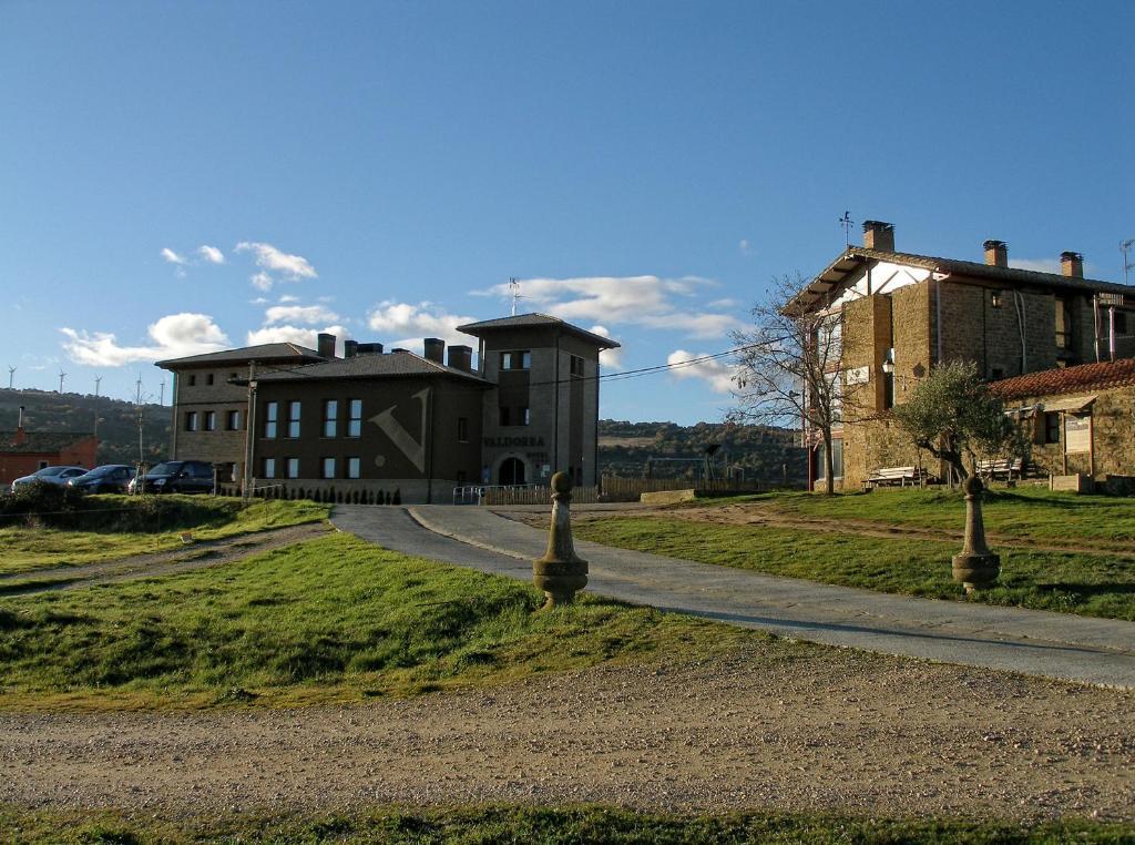 Hotel Rural Valdorba Sansoáin Exterior photo